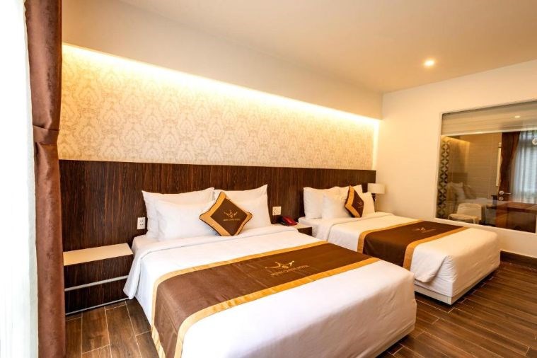 Premium Deluxe Family